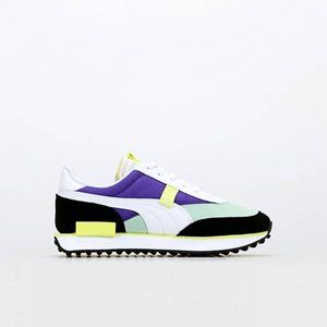 Puma Future Rider Play on Jr. New. Kids Size: 4y